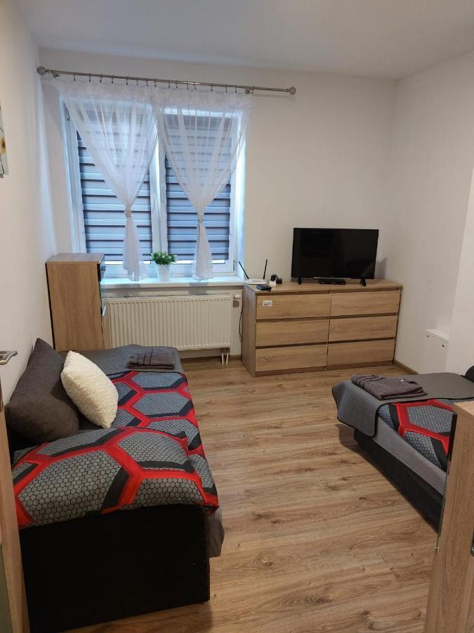 Noclegi U Moniki Janowiec Wielkopolski Esterno foto